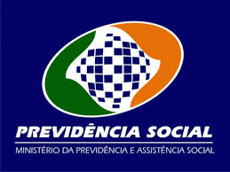 Retomada no INSS: com serviços atrasados, órgão tem queda de braço com médicos peritos